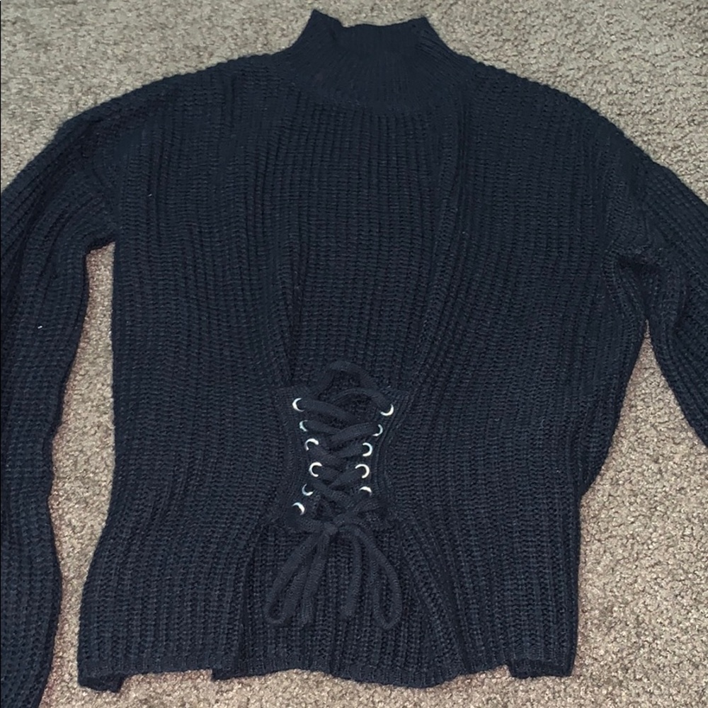 KNIT SWEATER